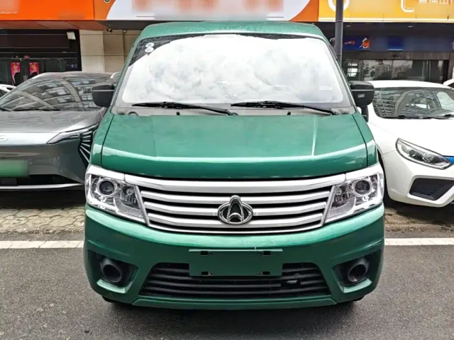 Changan Star 9 EV — Фото автомобиля 2