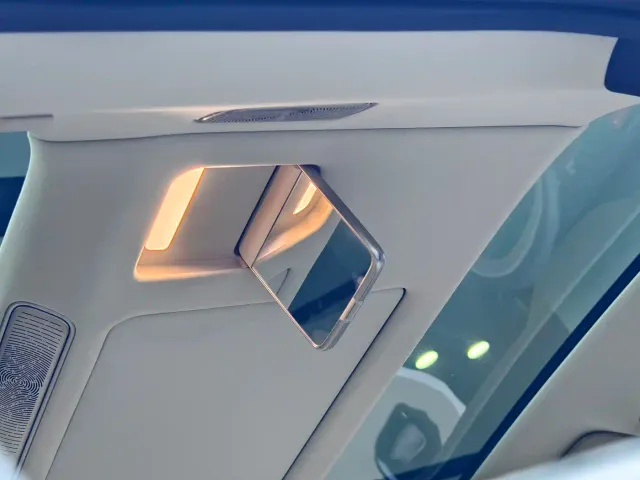 Nio ES8 — Фото автомобиля 20