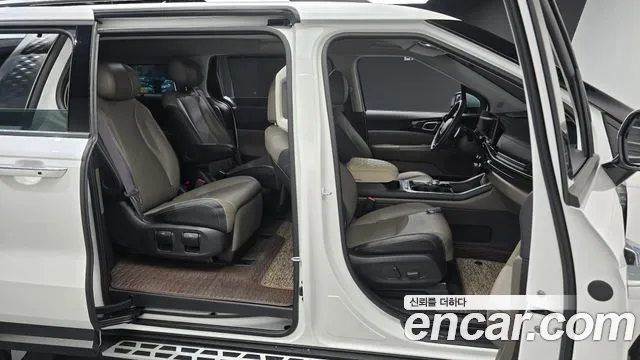 Kia Carnival 4th Gen — Фото автомобиля 16