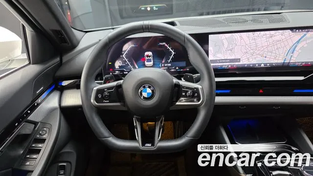 BMW 5-Series — Фото автомобиля 12