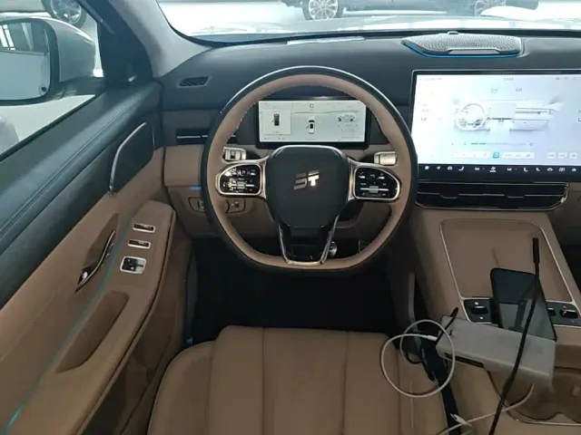 Jetour Shanhai L9 — Фото автомобиля 10