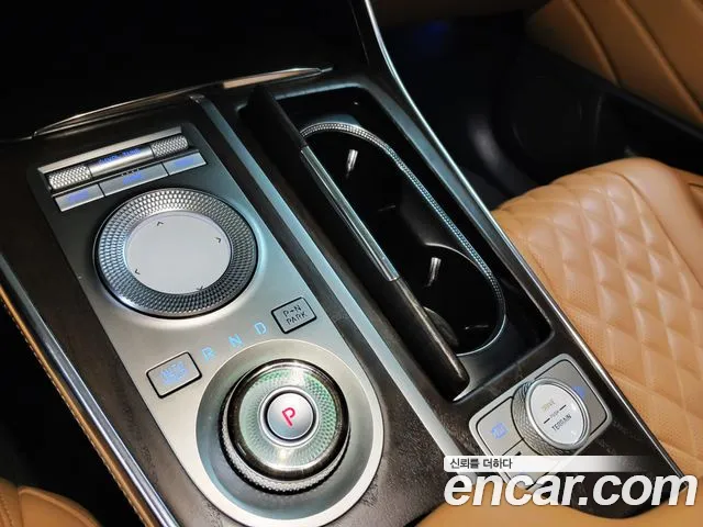 Genesis GV80 — Фото автомобиля 18