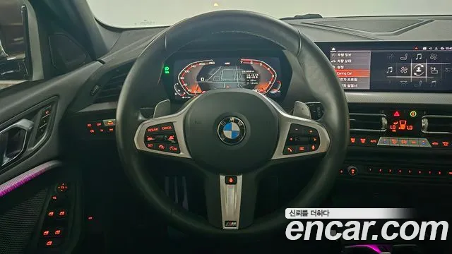 BMW 1 Series F40 — Фото автомобиля 14