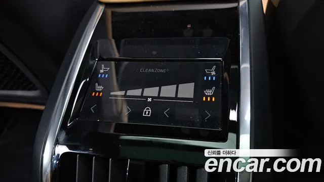 Вольво S90 — Фото автомобиля 19