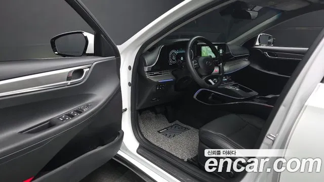 Hyundai Grandeur Новый Grandeur IG — Фото автомобиля 10