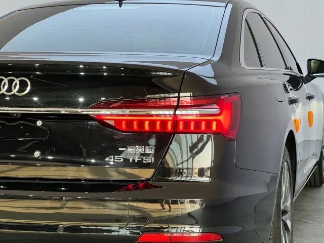 Audi A6L — Фото автомобиля 26