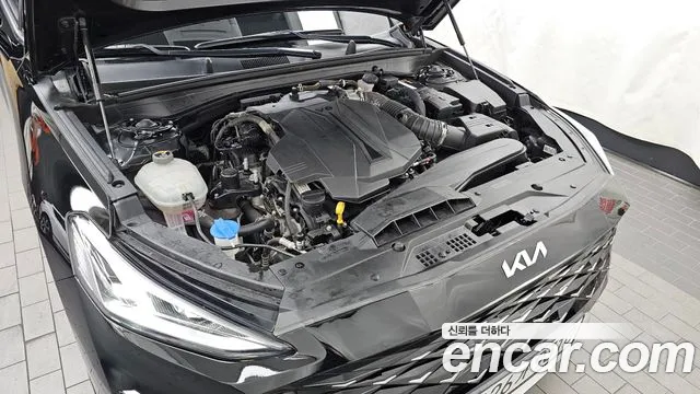 Kia K8 — Фото автомобиля 6