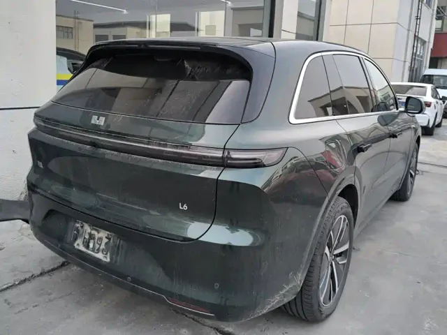 Li Auto L6 — Фото автомобиля 3