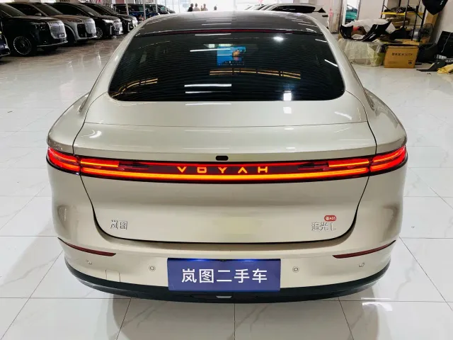 Voyah Zhuiguang L — Фото автомобиля 23