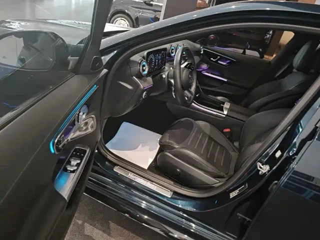 Mercedes-Benz C-Class — Фото автомобиля 15