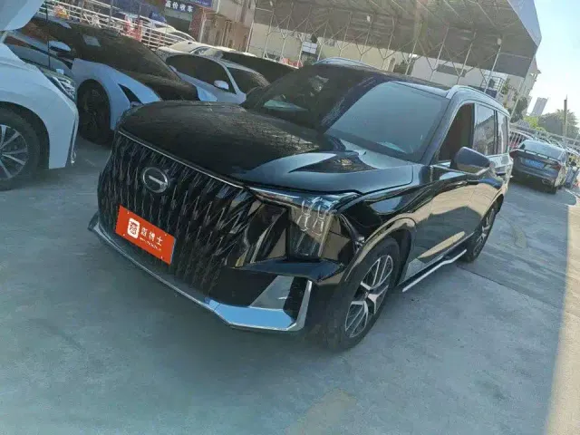 Фотография автомобиля — GAC Trumpchi GS8