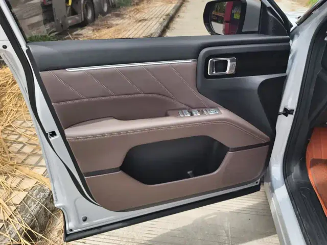 Wuling Starlight 560 — Фото автомобиля 7