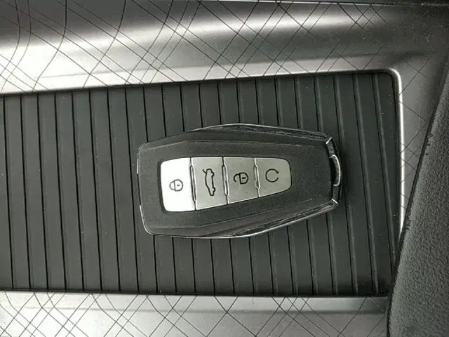 Geely Xingrui — Фото автомобиля 8