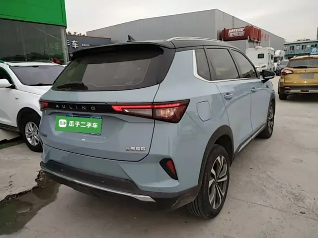Wuling Asta — Фото автомобиля 6