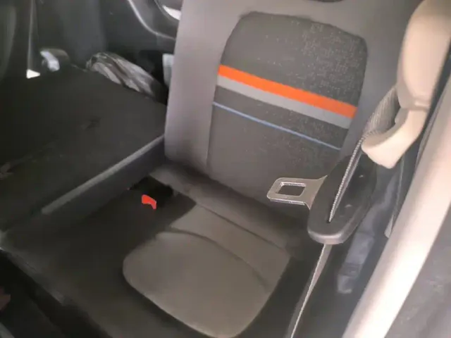 Wuling Hongguang Mini EV — Фото автомобиля 12