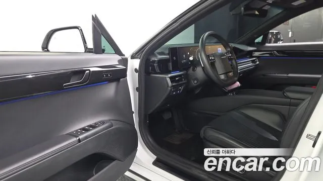 Hyundai Grandeur GN7 — Фото автомобиля 15