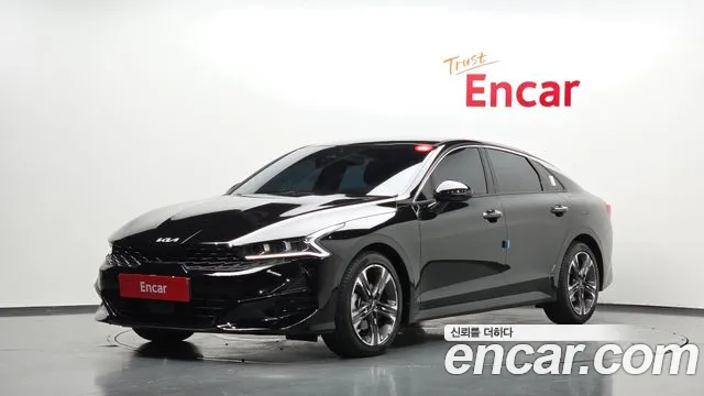 Фотография автомобиля — Kia K5 Generation 3
