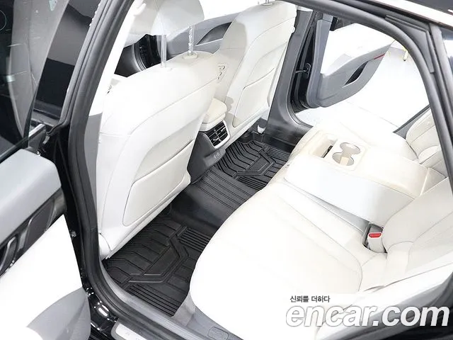 Hyundai Grandeur GN7 — Фото автомобиля 16