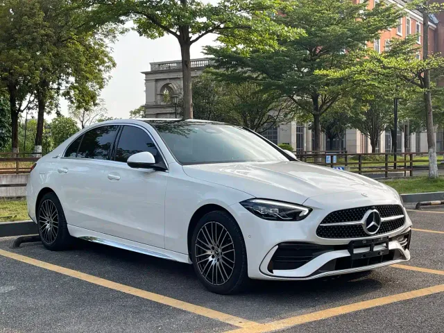 Mercedes-Benz C-Class — Фото автомобиля 3