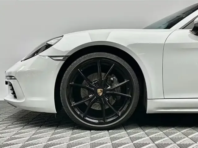 Porsche 718 — Фото автомобиля 7