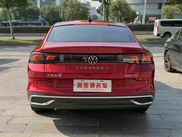 Volkswagen Lamando — Фото автомобиля 13