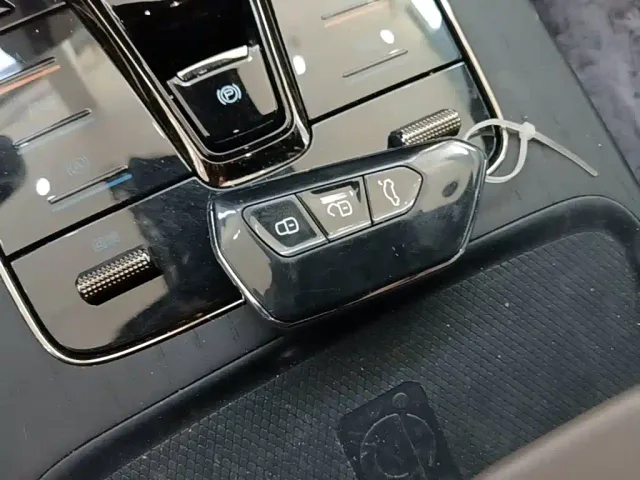 BYD Han — Фото автомобиля 8