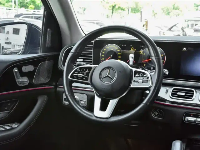 Mercedes-Benz GLE-Class — Фото автомобиля 18