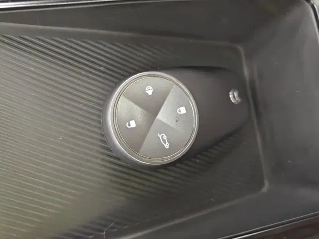 NIO NIO ES8 2020 Model 580KM Signature Edition 6-Seater — Фото автомобиля 8