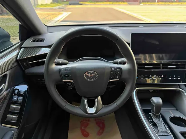 Toyota Avalon — Фото автомобиля 14