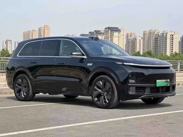 Li Auto L9 — Фото автомобиля 3