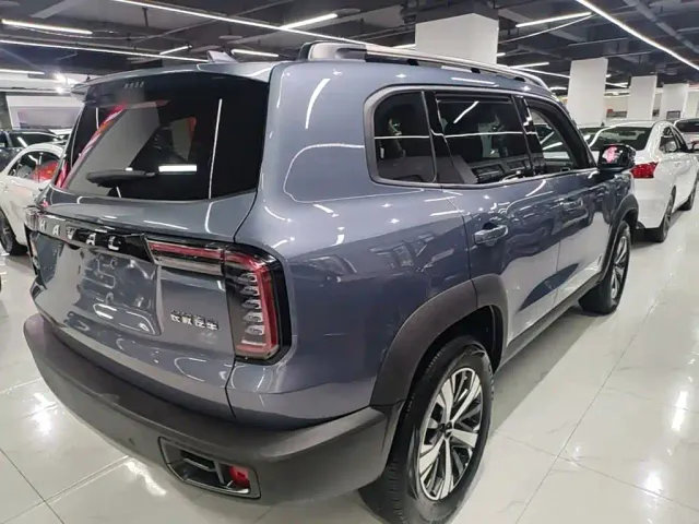 Haval Big Dog — Фото автомобиля 6