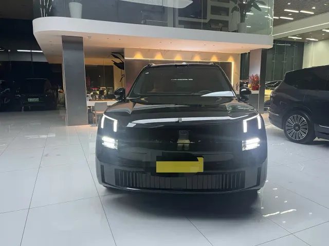 Lynk & Co 900 — Фото автомобиля 2