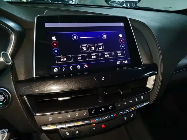 Cadillac CT5 — Фото автомобиля 8