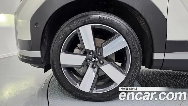 Hyundai Santa Fe MX5 — Фото автомобиля 5