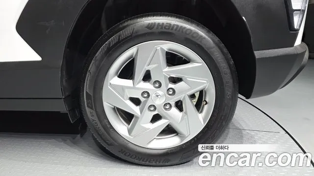 Hyundai Kona SX2 — Фото автомобиля 6