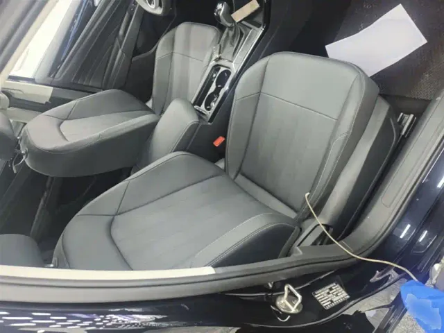 Volkswagen Passat — Фото автомобиля 24