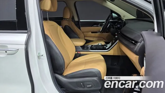 Kia Canival Carnival 4 поколение Дизель 9 мест Signature — Фото автомобиля 24