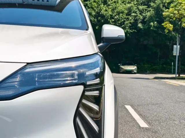 GAC Aion Y — Фото автомобиля 10