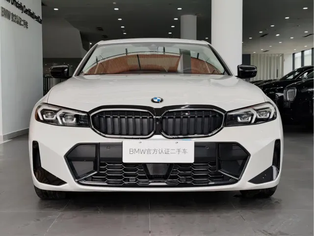 BMW 3 Series — Фото автомобиля 2