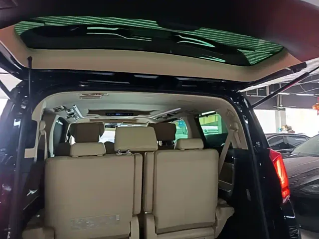 Toyota Alphard — Фото автомобиля 18