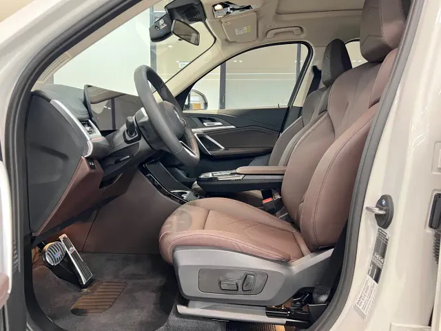 BMW X1 — Фото автомобиля 13