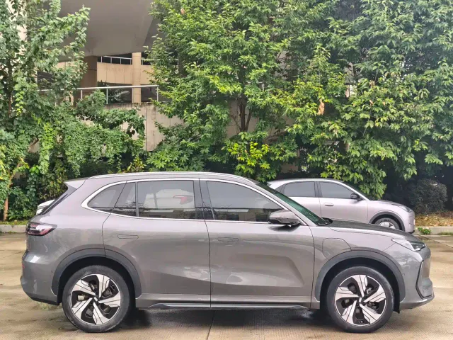 Geely Galaxy E5 — Фото автомобиля 14