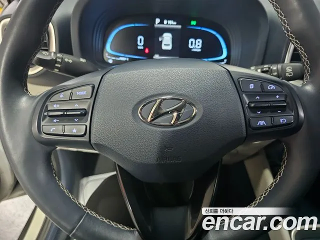 Hyundai Venue — Фото автомобиля 18