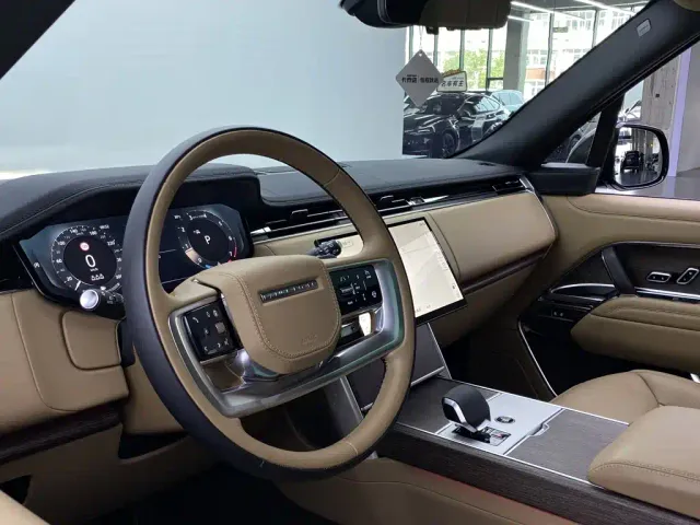 Land Rover Range Rover — Фото автомобиля 22
