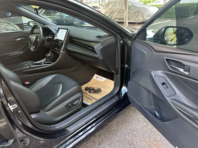 Toyota Avalon — Фото автомобиля 7