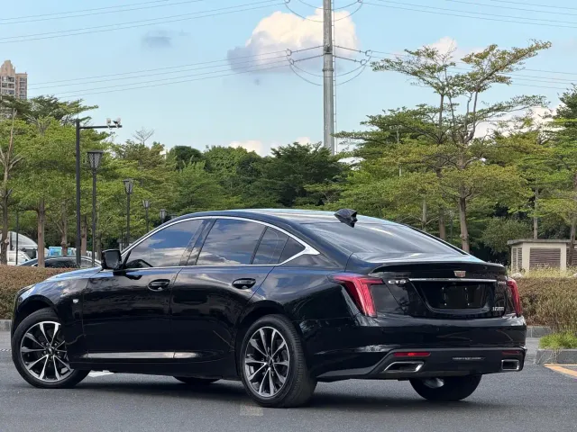 Cadillac CT5 — Фото автомобиля 5