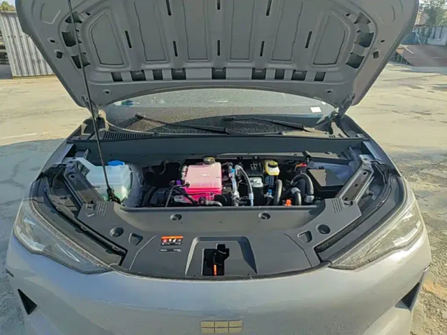 Geely Galaxy E5 — Фото автомобиля 19