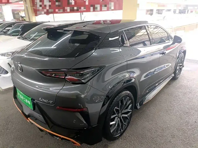 Changan UNI-T — Фото автомобиля 6