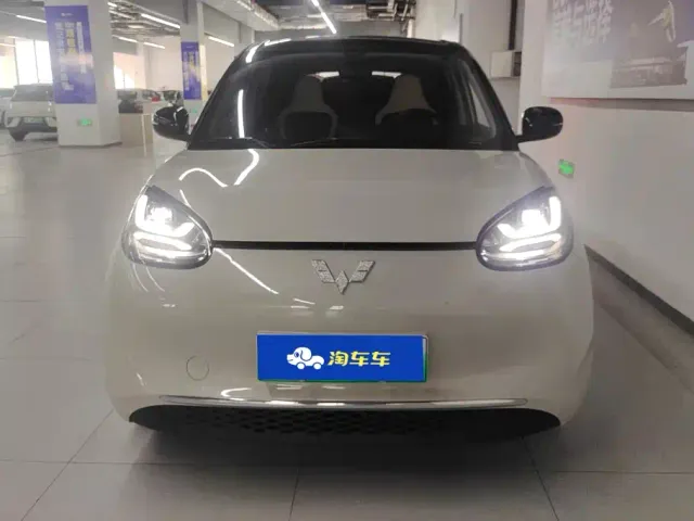 Wuling Bingo — Фото автомобиля 2