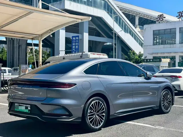 BYD Han — Фото автомобиля 6
